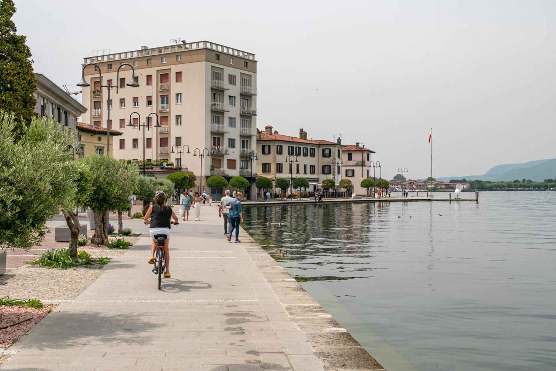 Angelina'S B House Apartment Iseo Exterior photo